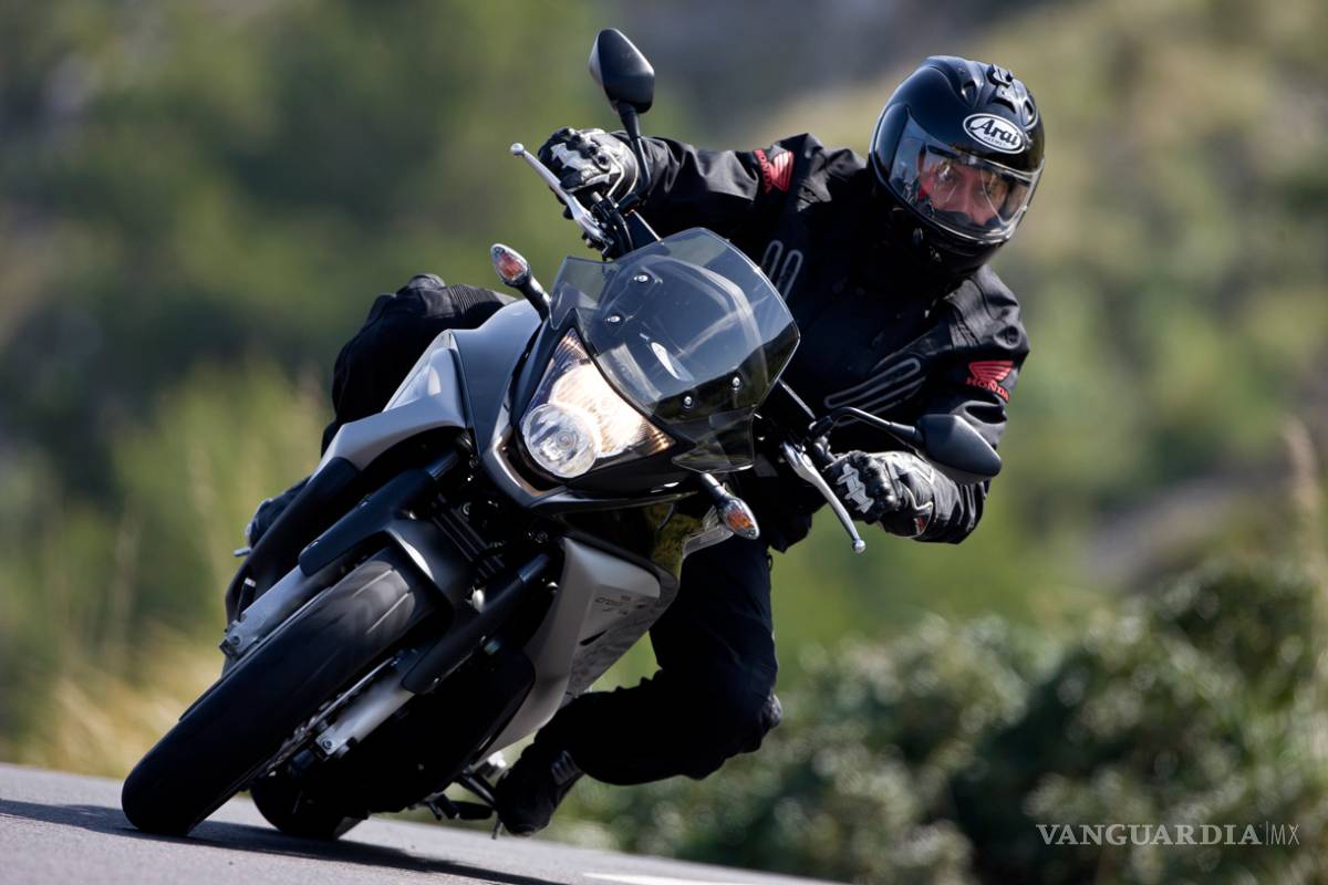 $!¿Andas en motocicleta?, algunos consejos para conducirla eficazmente