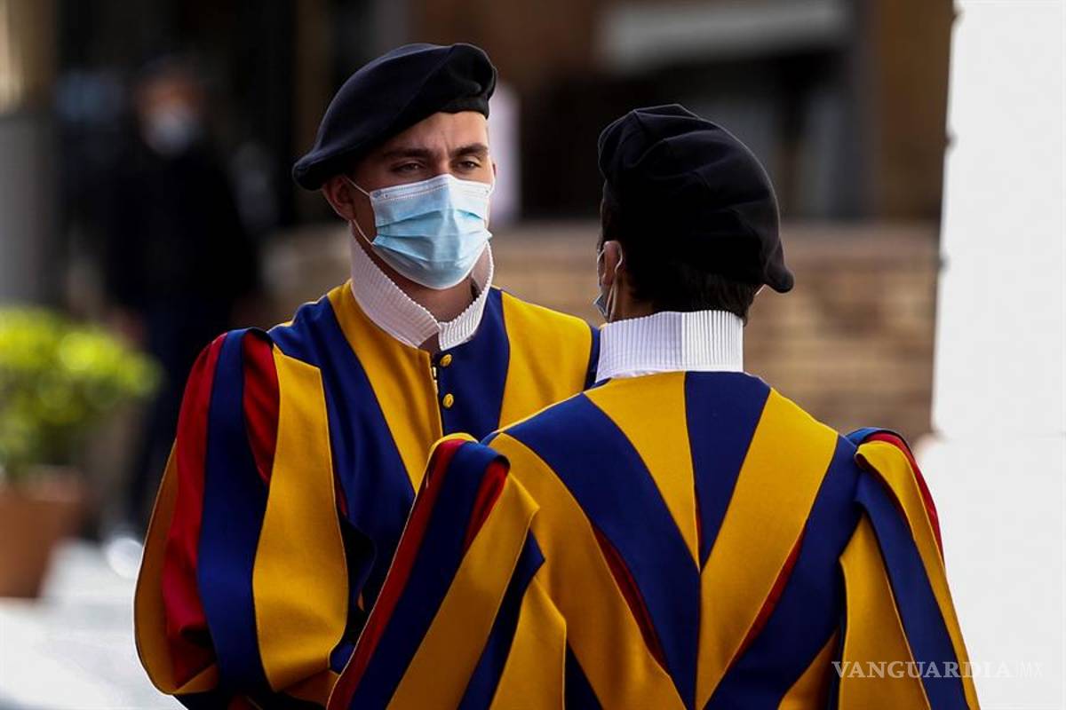 $!Basílica San Pedro es sometida a una inédita desinfección para su reapertura