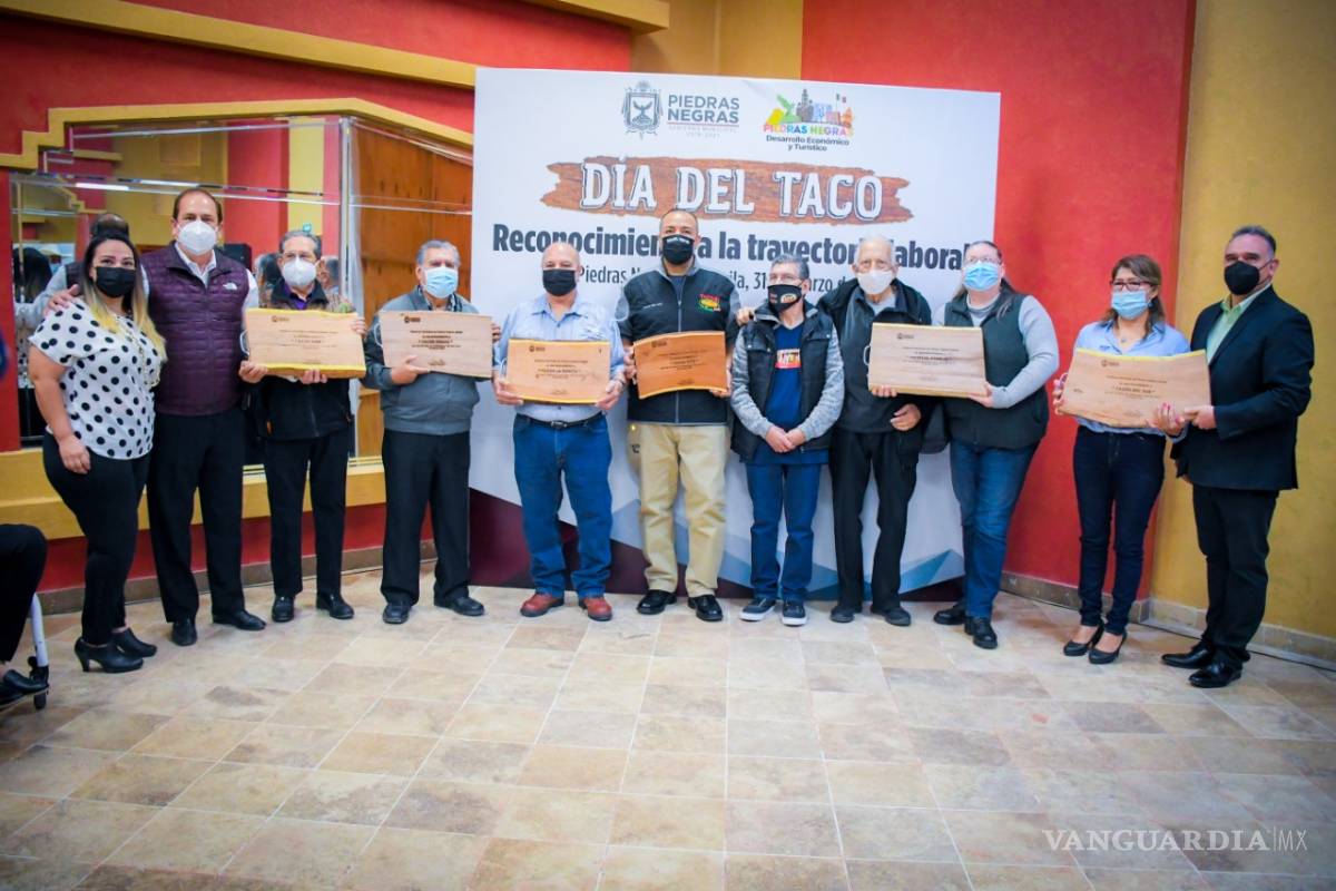 Premian a taqueros destacados de Piedras Negras