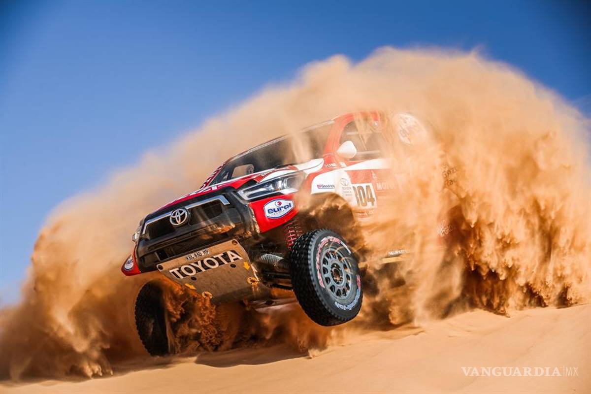 Giniel de Villiers se lleva la quinta etapa en Dakar