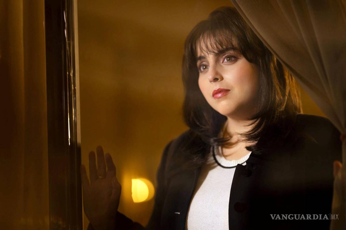 “American Crime Story: Impeachment” nos muestra el escándalo de Clinton y Lewinsky