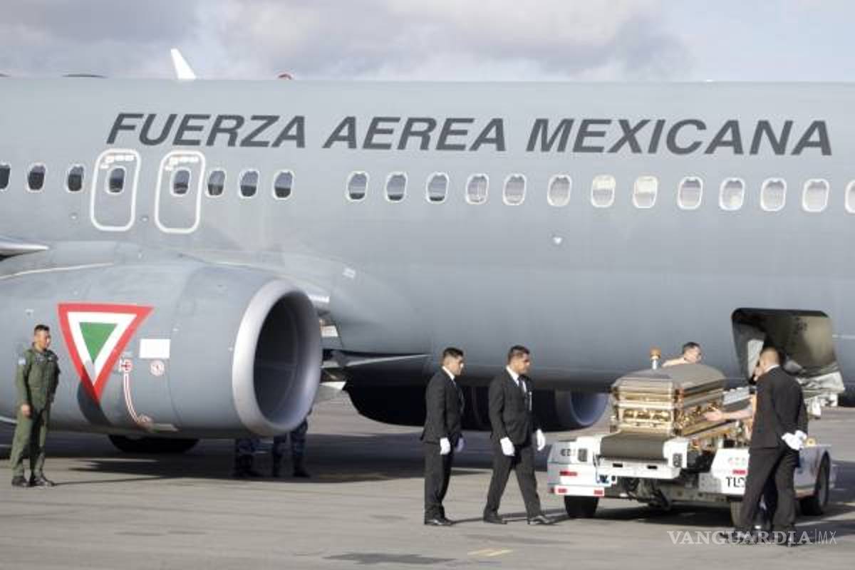 $!Traer las cenizas de José José costó ¡1.5 millones de pesos al erario público!