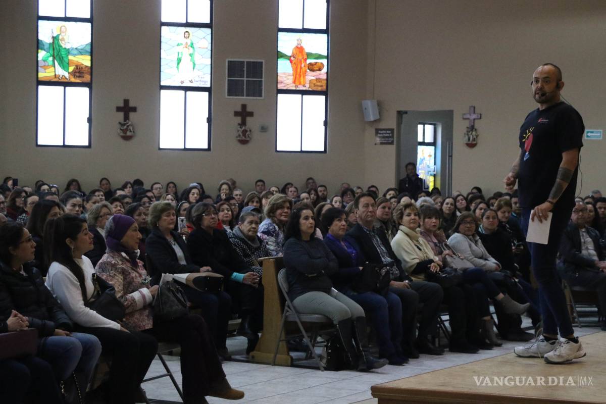$!“La ideología de género es una porquería”, dice Mauricio Clark a Saltillo