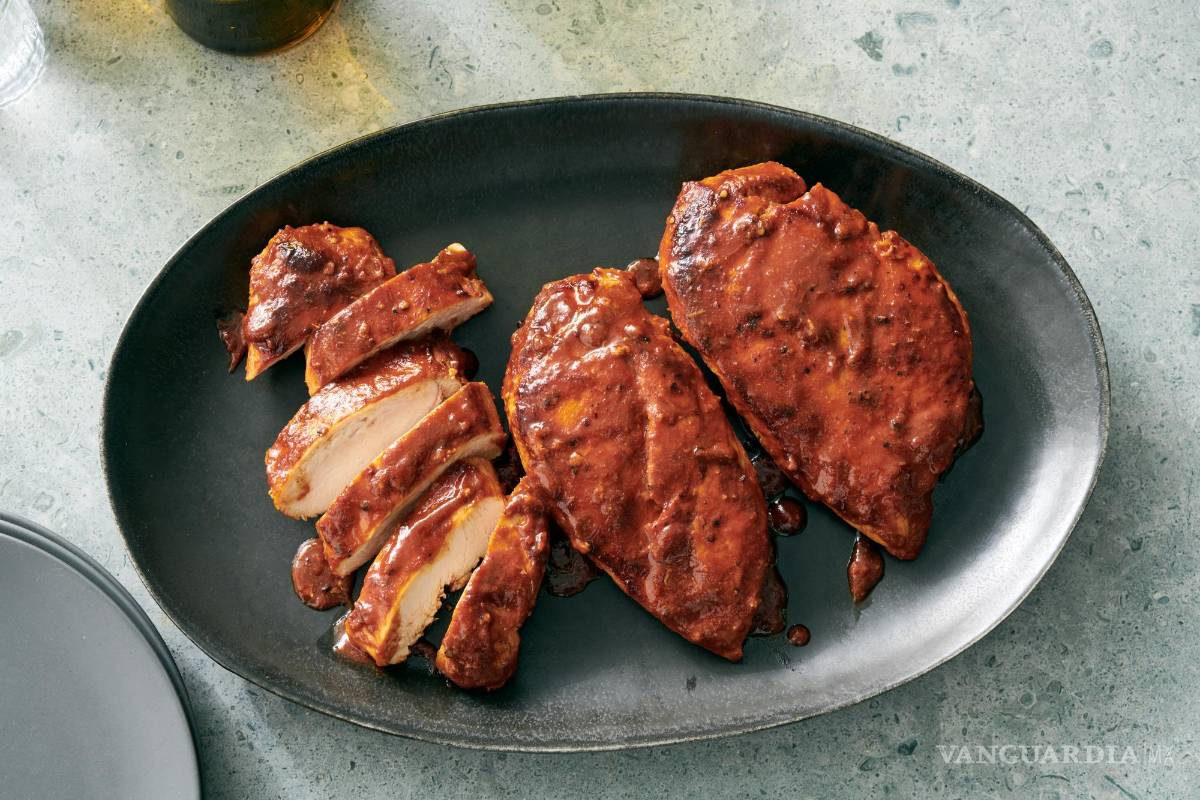 Receta rápida y sabrosa en 30 minutos: Pollo a la barbacoa en la estufa