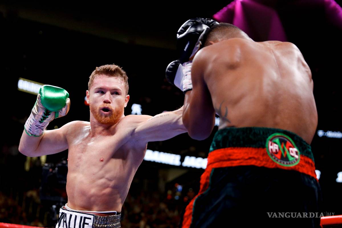 $!¡Tricampeón mundial! Canelo Álvarez gana por decisión unánime a Daniel Jacobs y es el máximo peleador en Peso Mediano