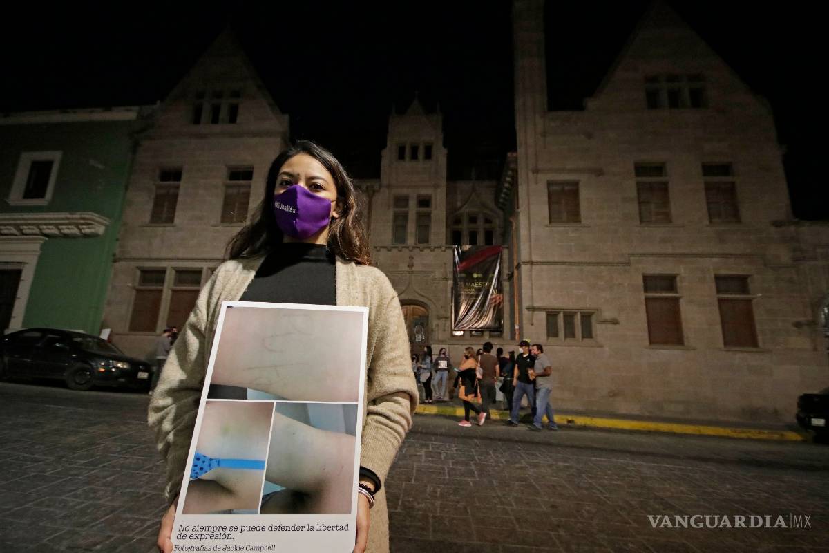 $!Colectivo Artistas Unidxs presenta su galería viviente frente a Casa Purcell