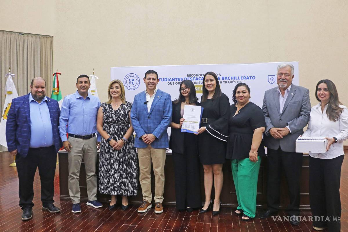 $!La joven fue recibida por la directora de la Facultad de Sistemas, María del Carmen Coronado Rivera, quien la felicitó por su destacado desempeño.