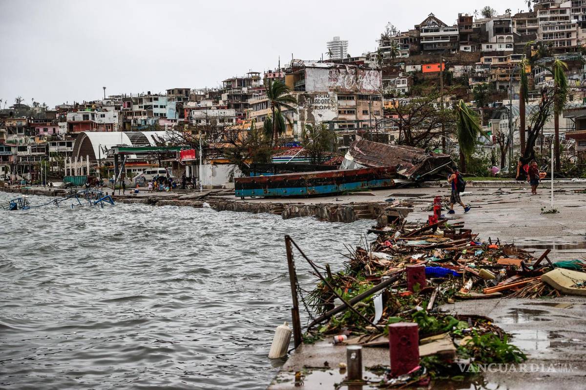 $!Fotografía de la línea costera afectada por el paso del huracán Otis en el balneario de Acapulco, en el estado de Guerrero, México.