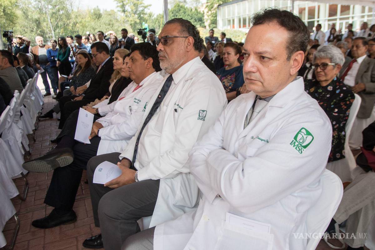 IMSS: sueldos para plazas a médicos especialistas, hasta los 51 mil pesos