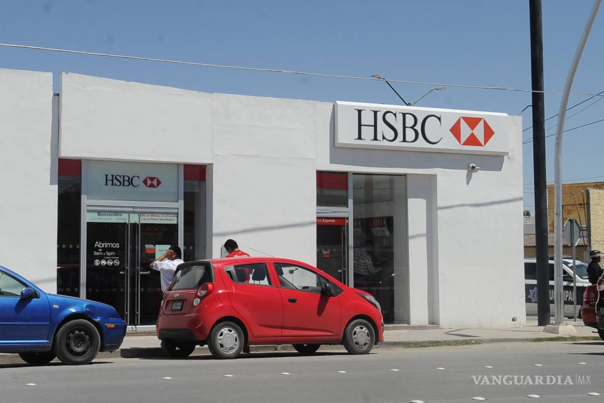 Delincuente burla vigilancia en bancos de Saltillo y comete otro asalto