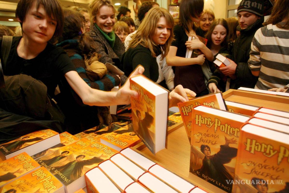 $!El fenómeno Harry Potter cumple 25 años, tiempo en el que ha impregnado de magia de millones de jóvenes de todo el mundo.