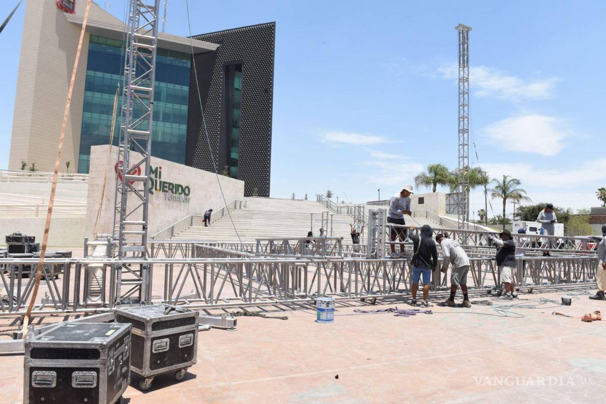 Con Pesado y grupo Apache festejan a las madres de Torreón
