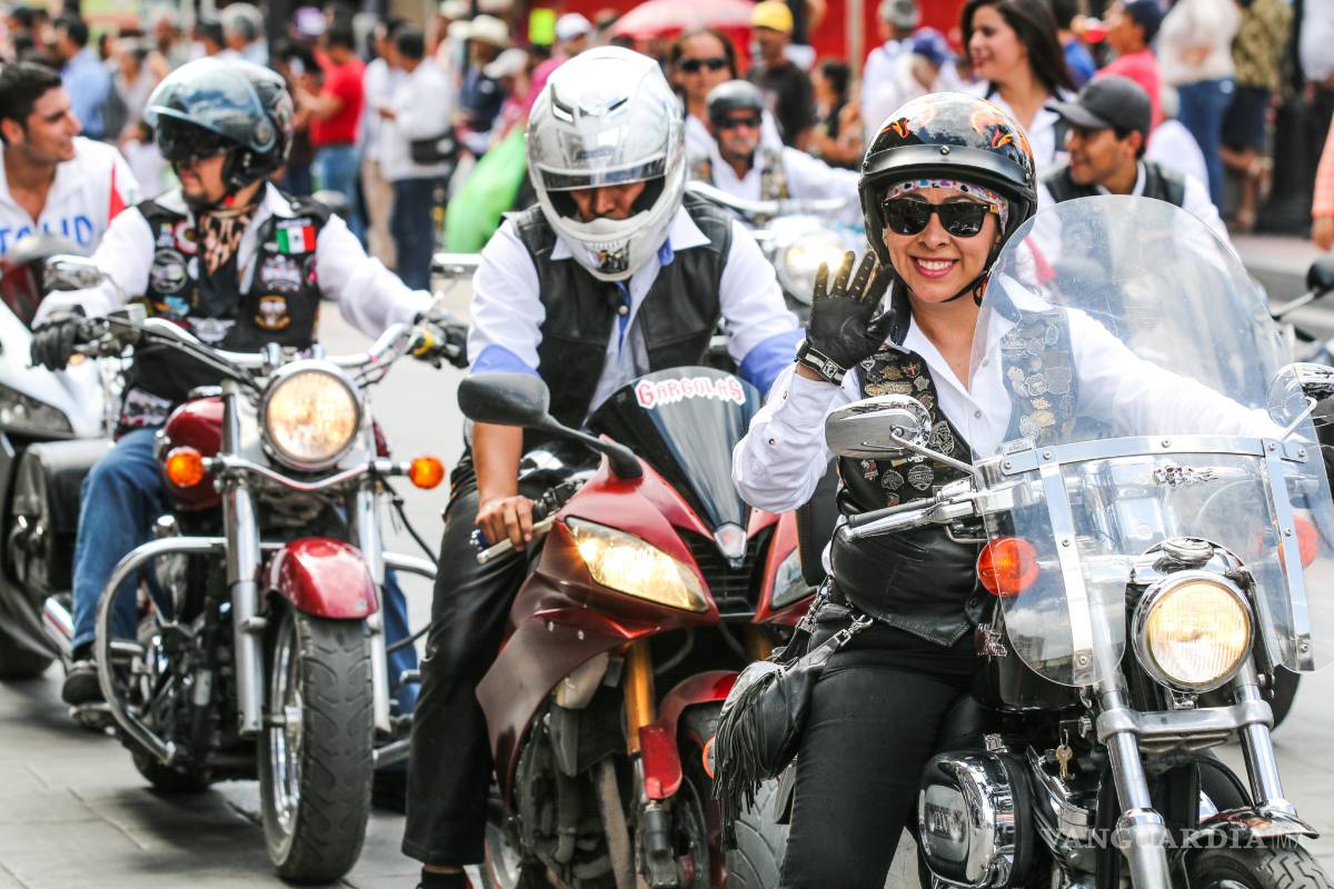 $!Promueven la Feria de Saltillo con desfile