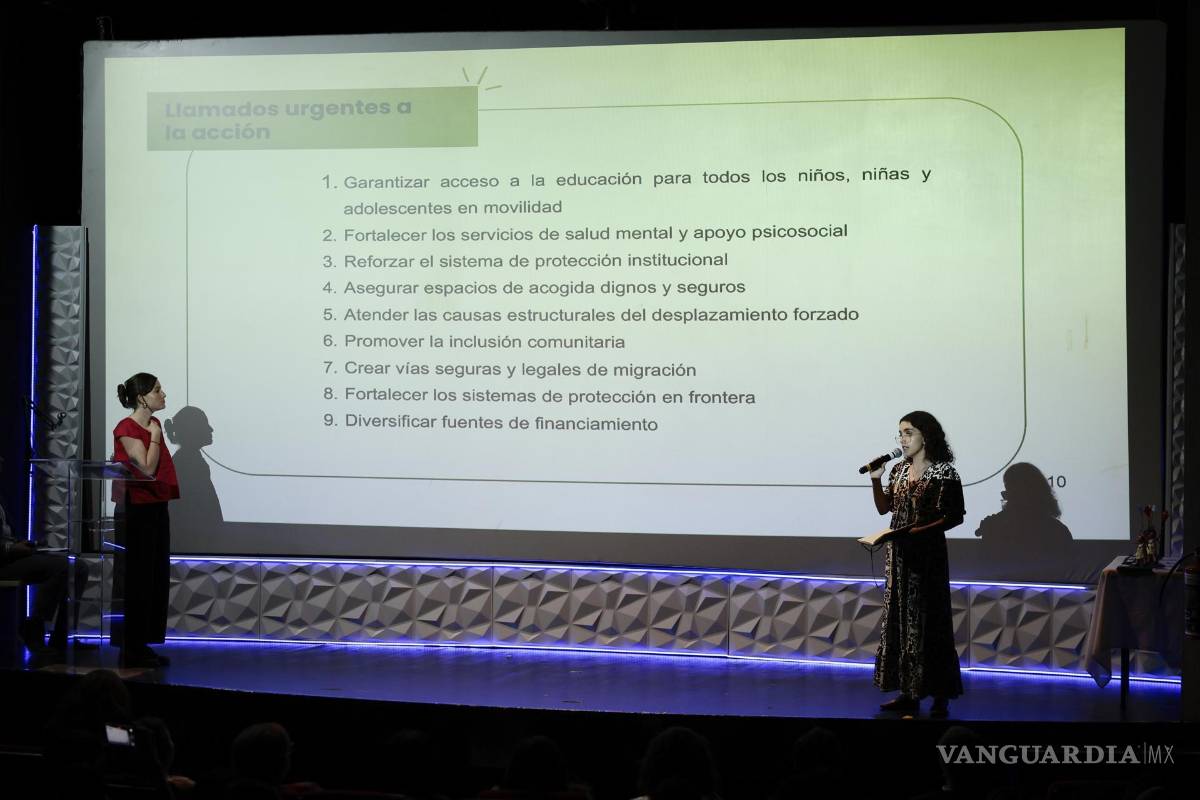 $!Las investigadoras de la Universidad Iberoamericana, Eugenia Morales (i), y Andrea Orcasitas, en la presentación de la investigación de Plan International y Save the Children.