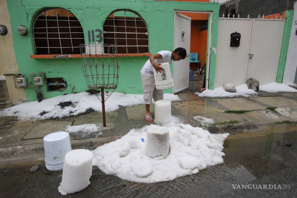 $!Las mejores imágenes de la granizada en Saltillo