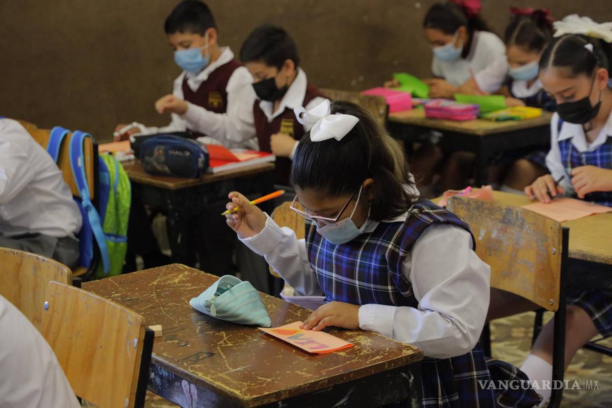 Clausura Protección Civil tres aulas de primaria por inseguras en Saltillo; había riesgo de derrumbe