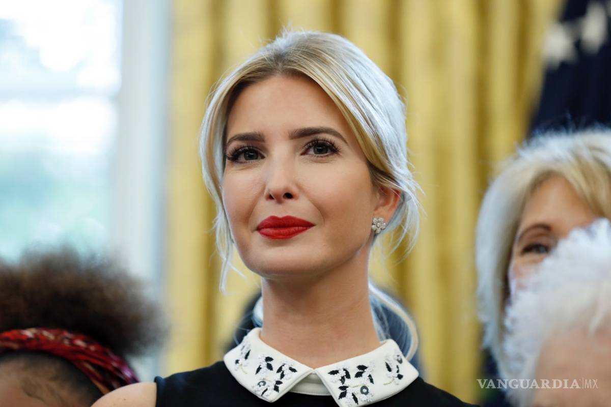 Ivanka Trump y Kushner usan correos personales y el Whatsapp para asuntos de la Casa Blanca