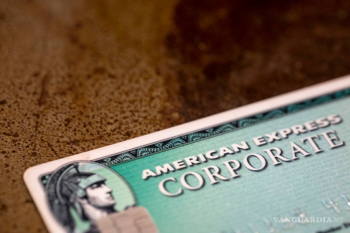 icónica tarjeta verde de American Express cumple 50 años