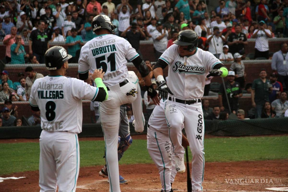 $!La celebración no se hizo esperar por parte del Dragón del Norte.