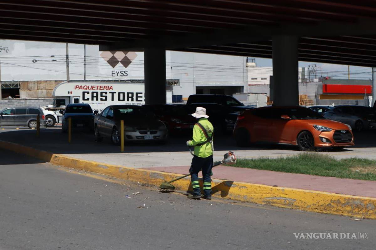 $!Intensifican acciones de bacheo y limpieza en Saltillo tras lluvias