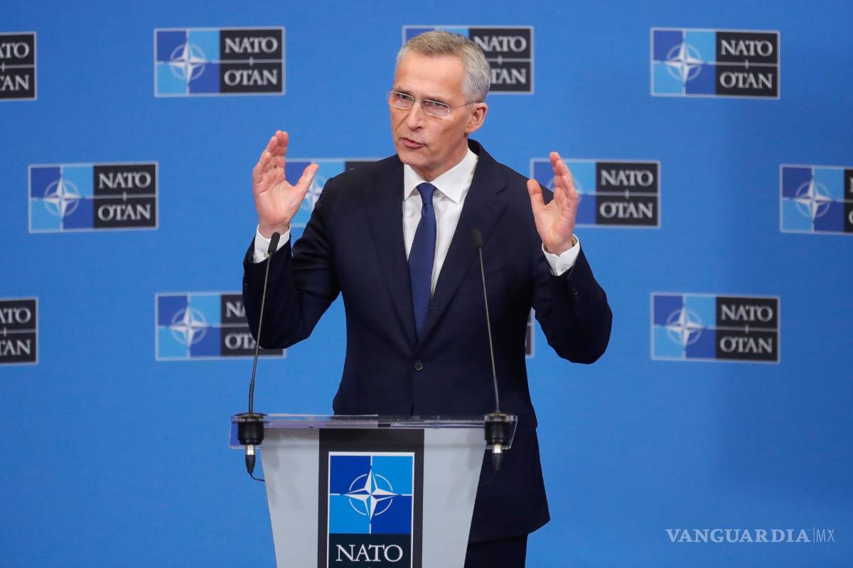 $!El secretario general de la OTAN, Jens Stoltenberg, da una conferencia de prensa al final de una cumbre extraordinaria en la sede de la Alianza en Bruselas, Bélgica.