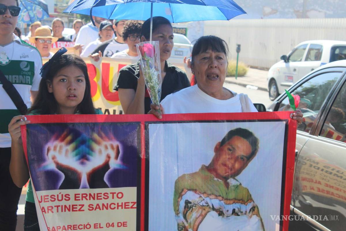 $!Nada qué festejar: Marchan madres de desaparecidos en Torreón