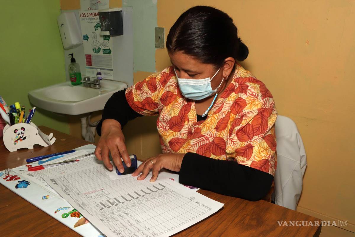 $!“No era así de fuerte cuando comencé. La enfermería me hizo fuerte”; hablan ángeles y superhéroes con estetoscopio. FOTO: FRANCISCO MUÑIZ/VANGUARDIA