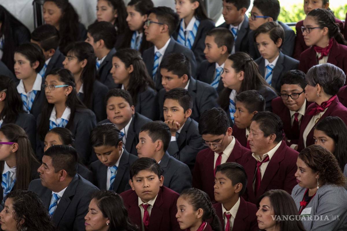 $!"Es un logro del que deben sentirse orgulloso los mexicanos": Peña Nieto sobre ganadores de Olimpiada del Conocimiento