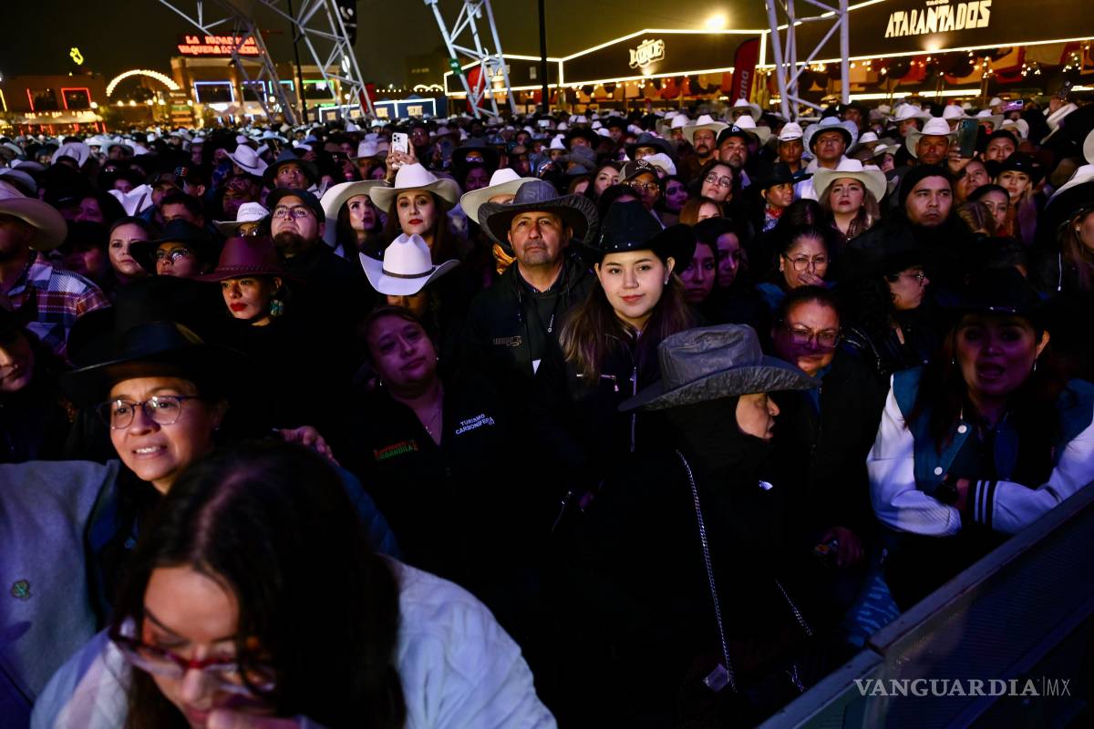 $!Sin miedo al frio: Así se vive el Rodeo Saltillo desde su nueva sede Expo Coahuila