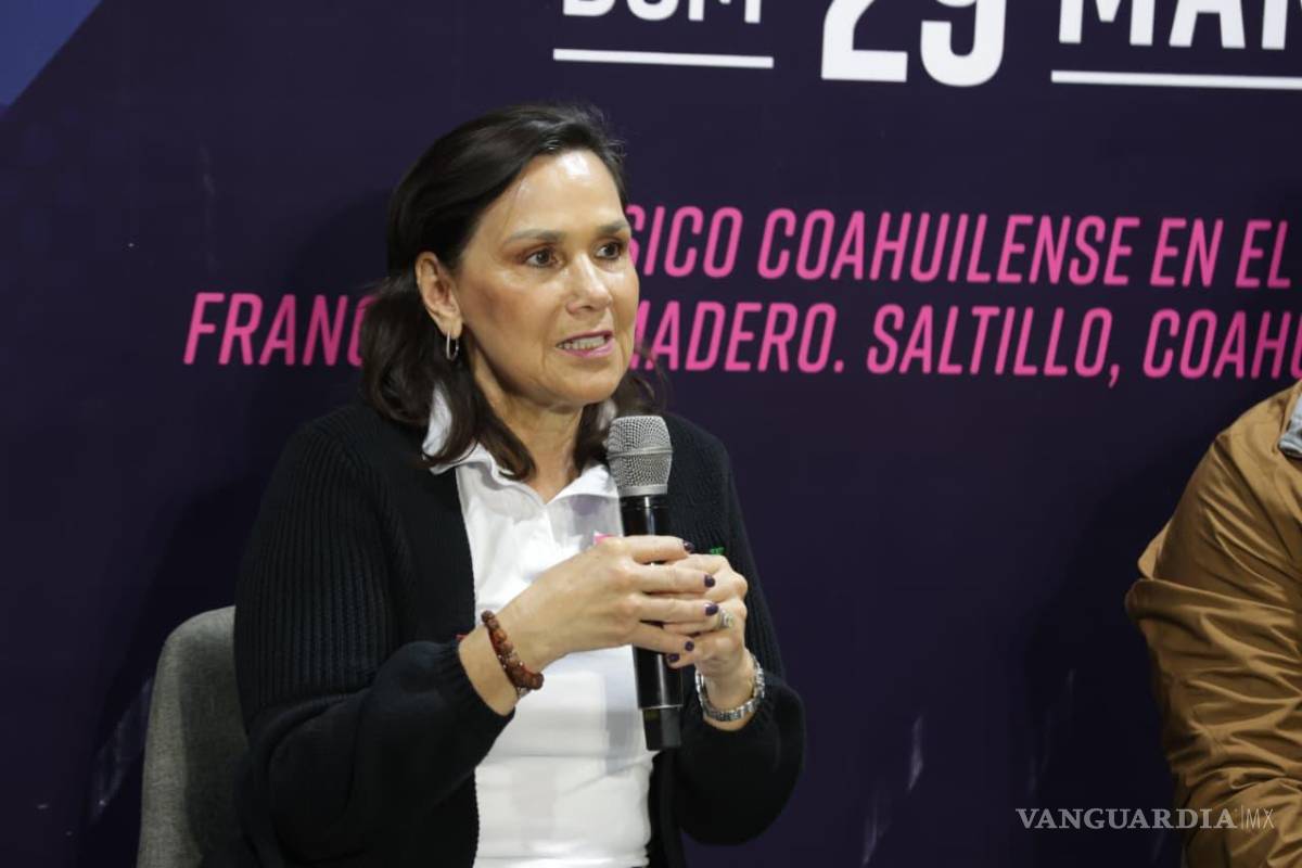 $!Liliana Salinas Valdés, presidenta honoraria del DIF Coahuila, encabezó la presentación de los Juegos con Causa a beneficio de cirugías infantiles.