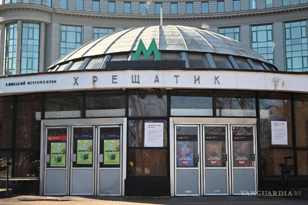 $!En la imagen, estción de metro de Kiev cerrada. EFE/Ignacio Ortega