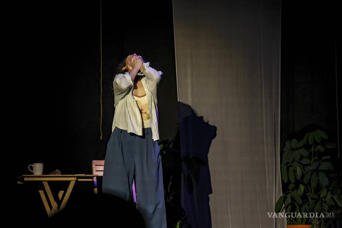 $!Para el duelo, teatro: Presentan la obra ‘Cantares’ en Ramos Arizpe