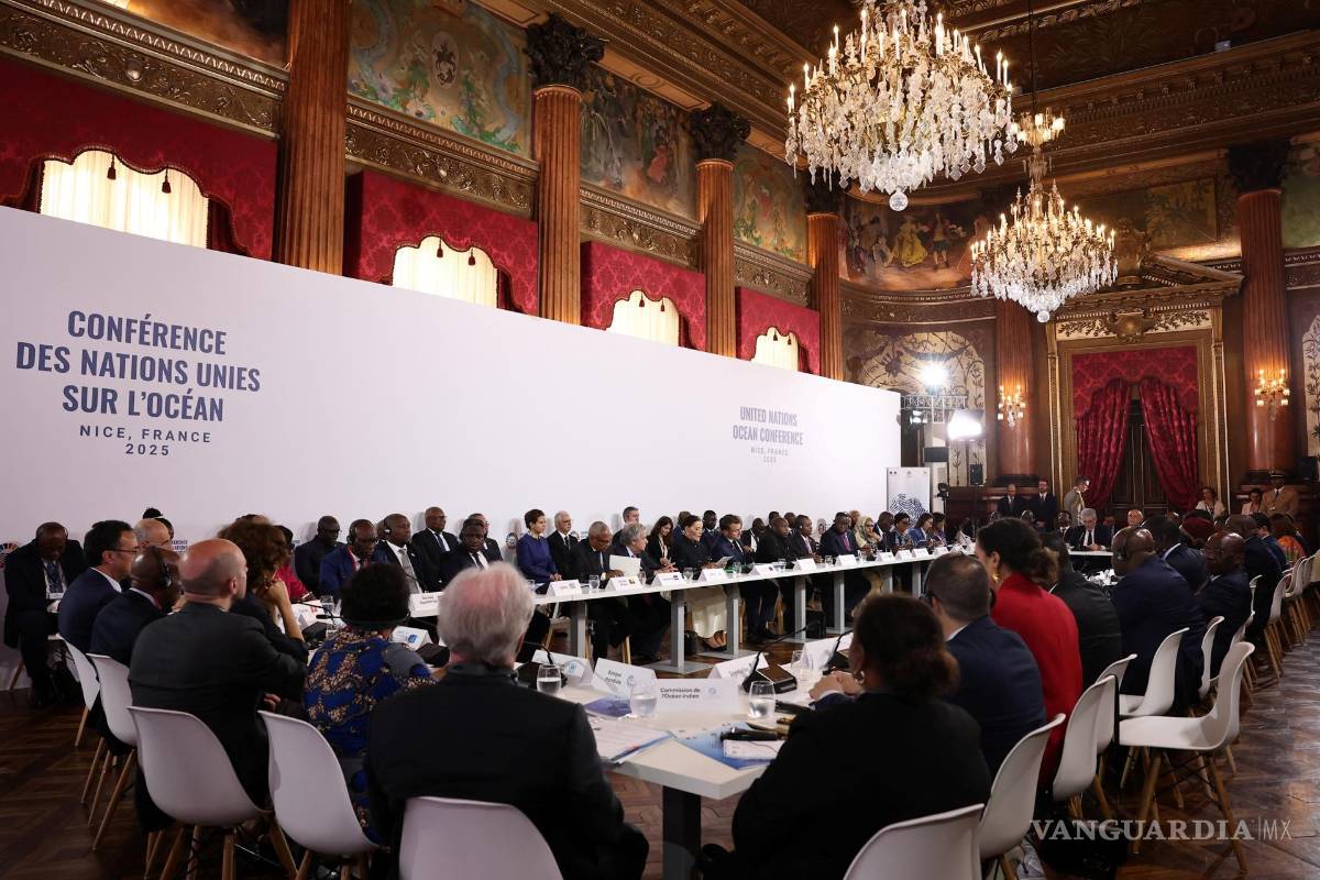 $!Los participantes asisten al panel “África por los océanos” durante la tercera Conferencia de las Naciones Unidas sobre los Océanos (UNOC3) en Niza, Francia.