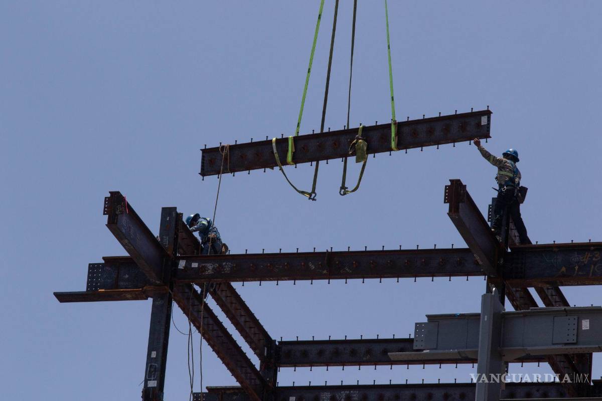 Suma 6 meses de contracción industria de la construcción en México