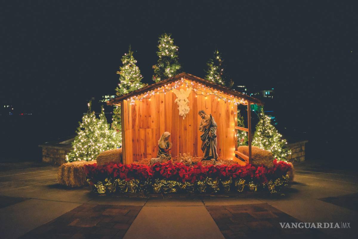 $!En cada posada, la apertura de la puerta simboliza el recibimiento a María y José y el inicio de la celebración.