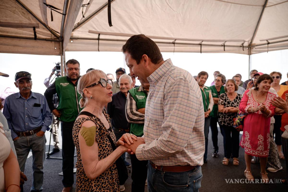 $!Vecinas y vecinos agradecieron al edil por cumplir su compromiso y mejorar la calidad de vida del sector.