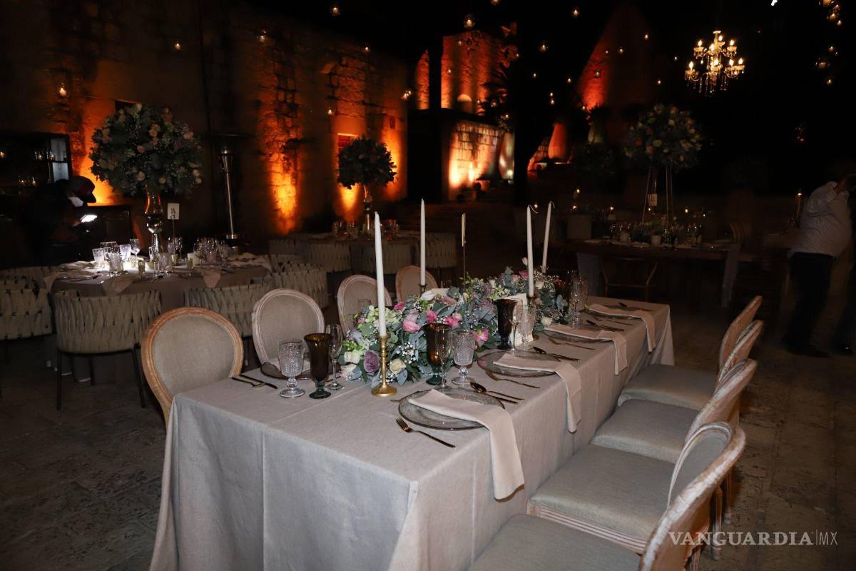 Celebra boda Elba Esther Gordillo en Oaxaca, pese a boicot de la CNTE