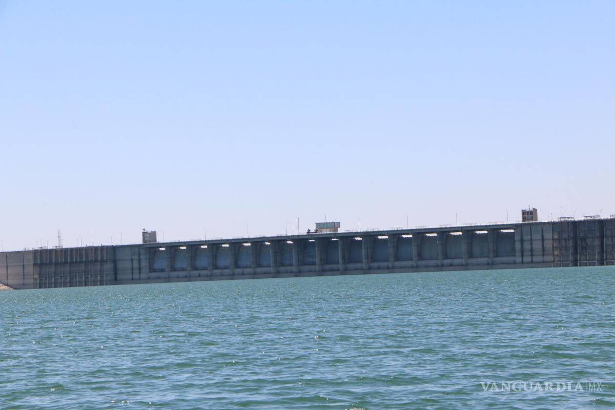 Aumentan niveles de agua en presa La Amistad por lluvias en Acuña