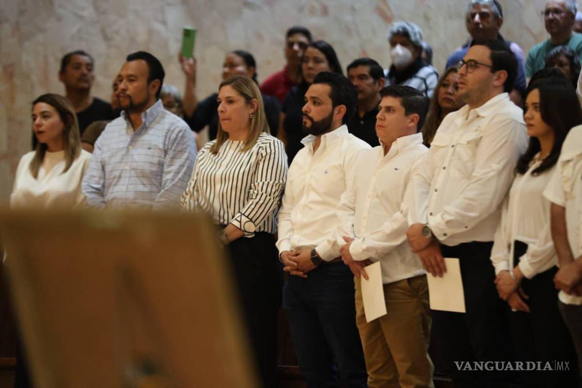 $!Entre los asistentes estaban perfiles de Morena, como el diputado local Alberto Hurtado.