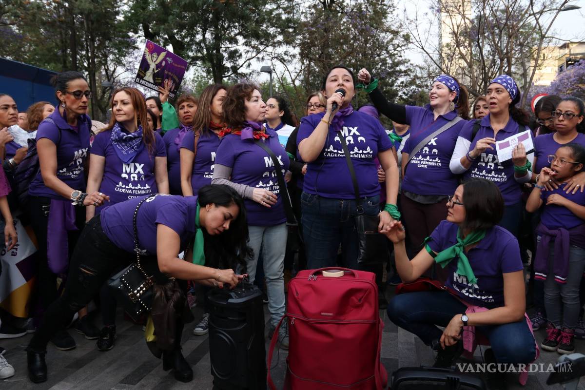 Inicia un movimiento histórico de mujeres, demandan alto a los feminicidios