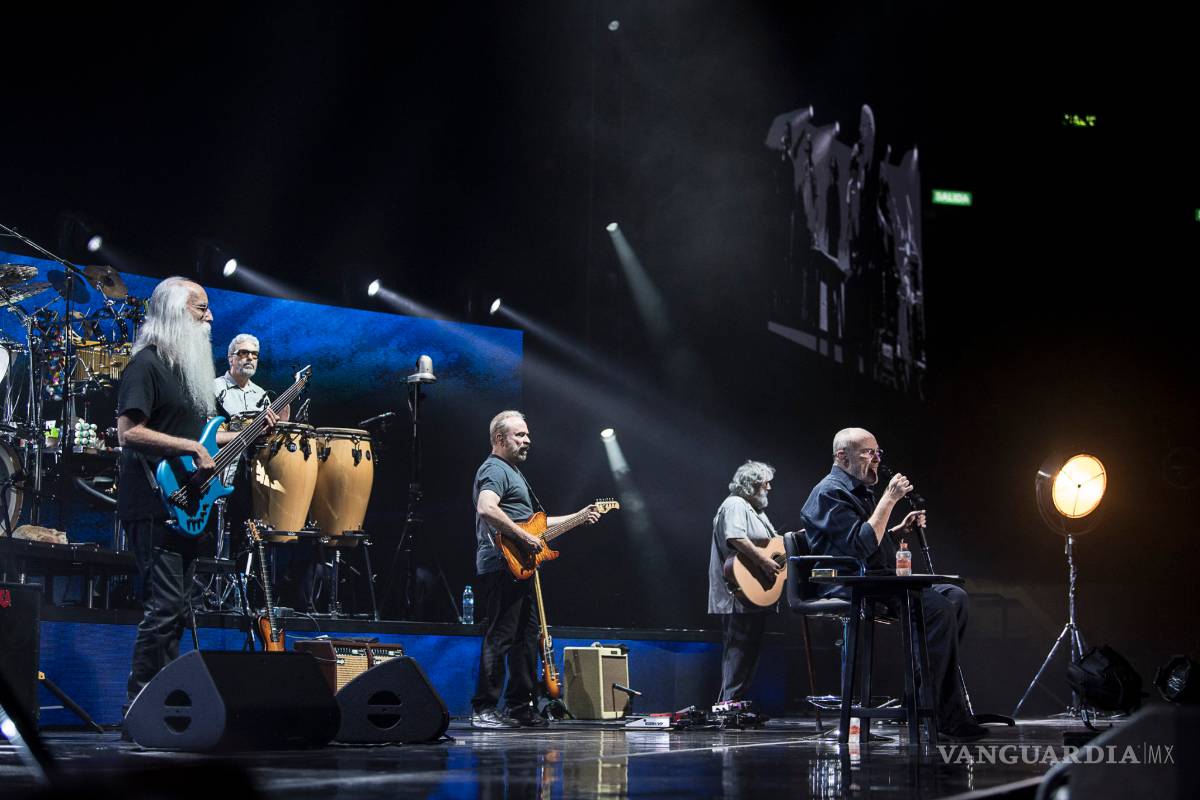 $!15 fans se rinden ante Phil Collins en el Palacio de los Deportes