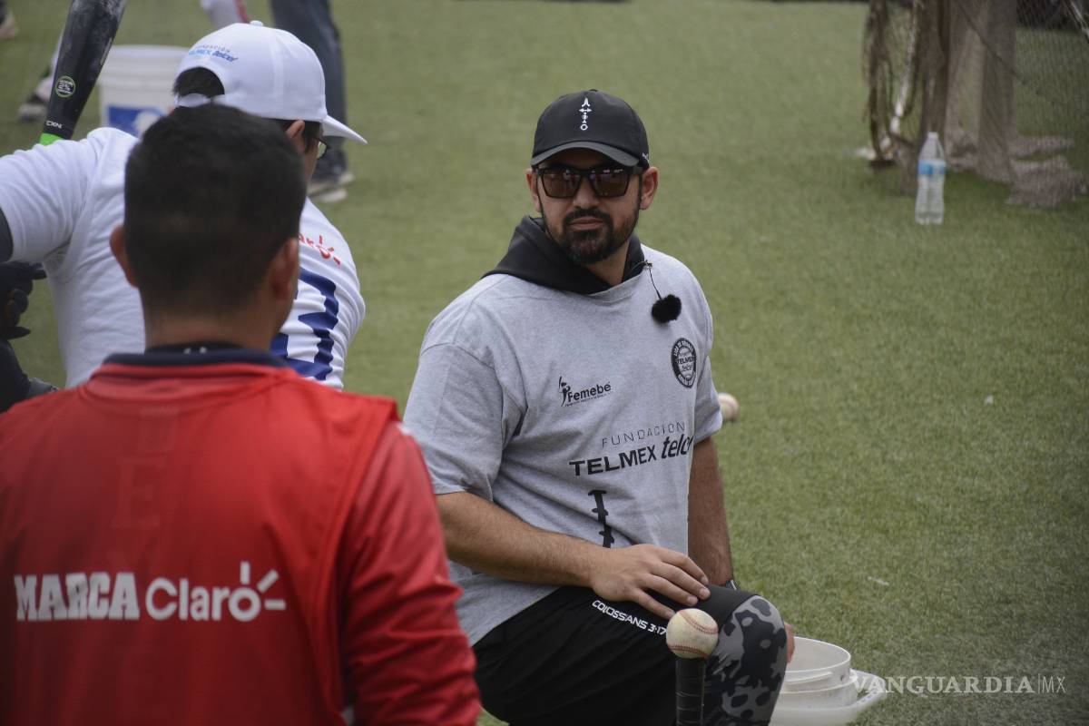 Adrián González visita Saltillo