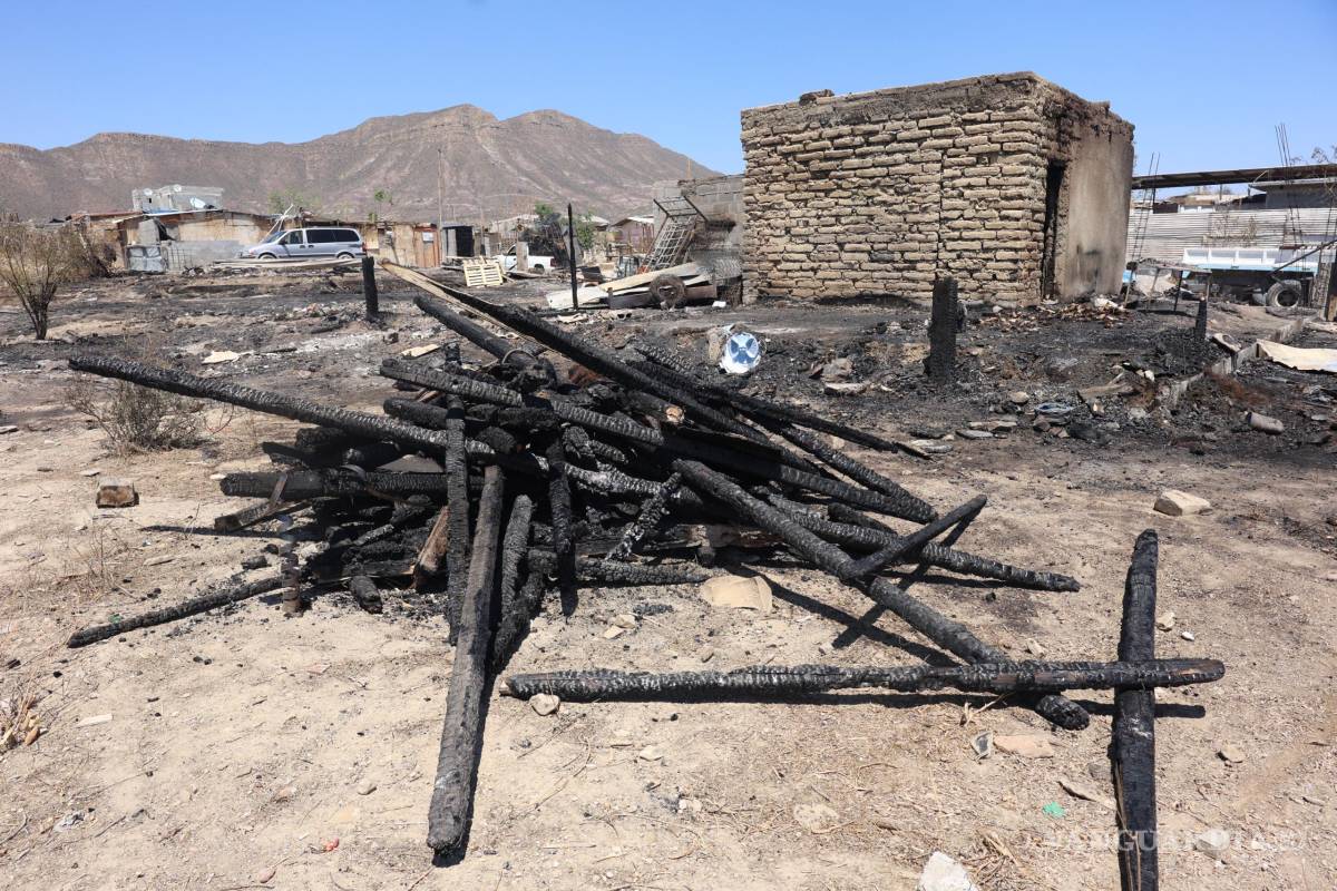 Claman por apoyo familias afectadas por incendio en colonia Urbivilla de Ramos Arizpe; exigen regularización de terrenos