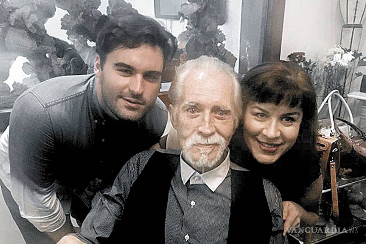 Piden ayuda a famosos para Rogelio Guerra