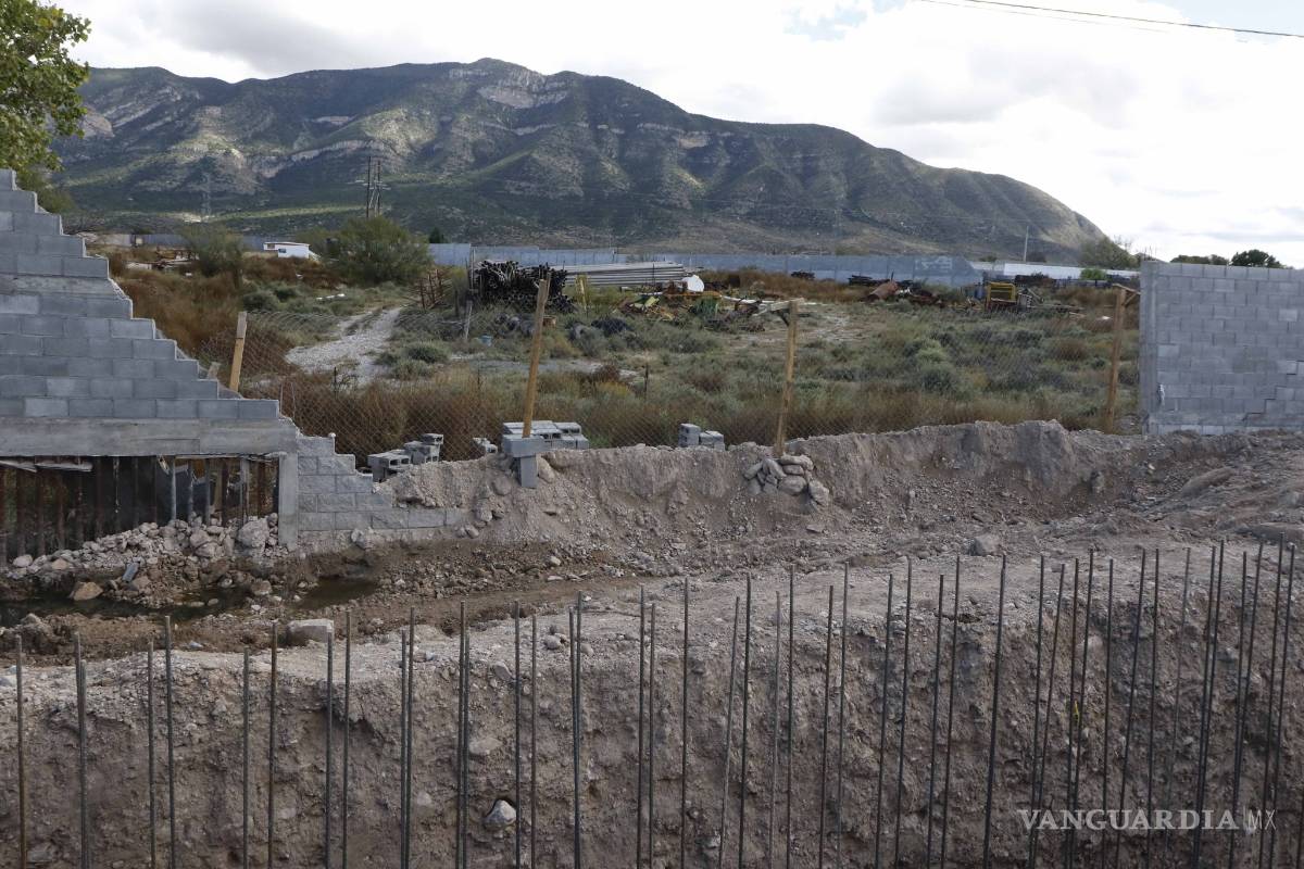 Daños en tubería atrasan reinstalación de líneas de Agsal en carretera Saltillo-Zacatecas