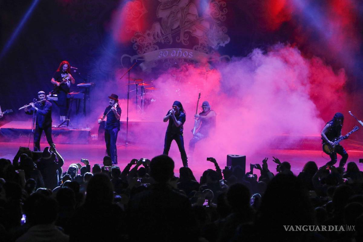 $!Mägo de Oz hace vibrar a Saltillo