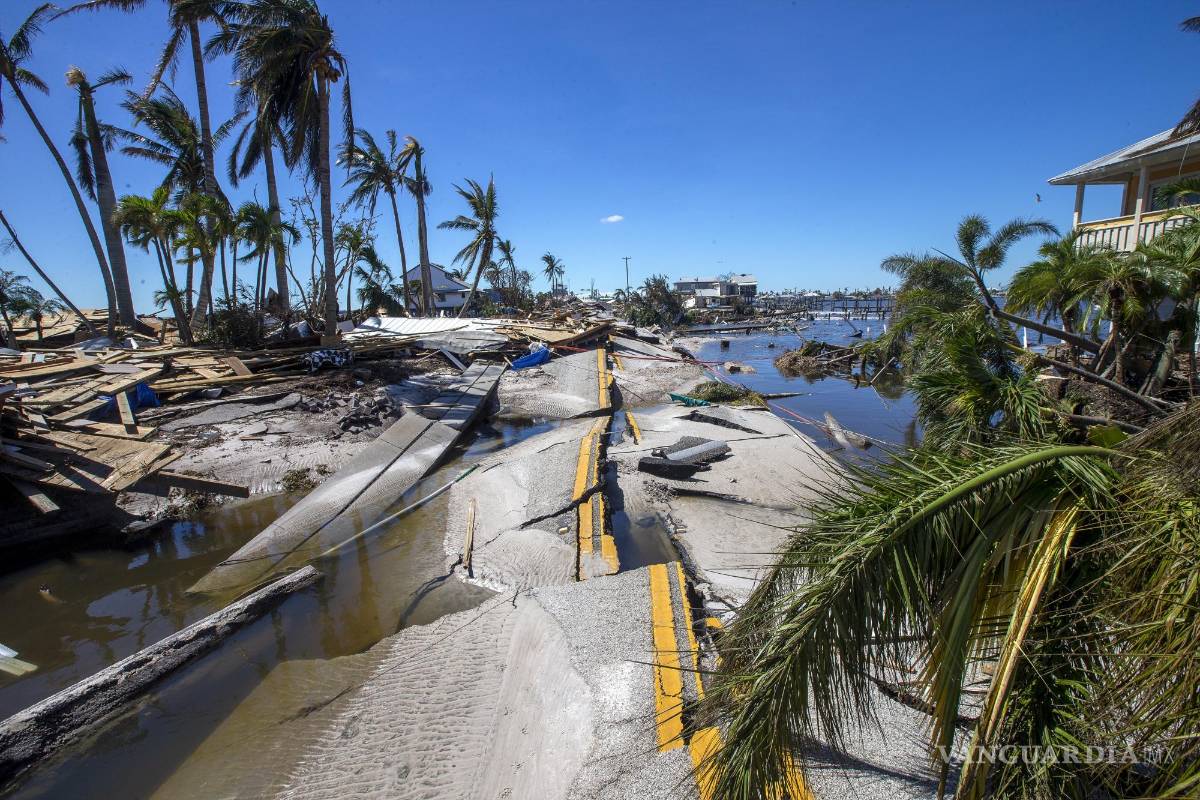 Fort Myers Beach, la zona cero del huracán Ian parece un campo de batalla