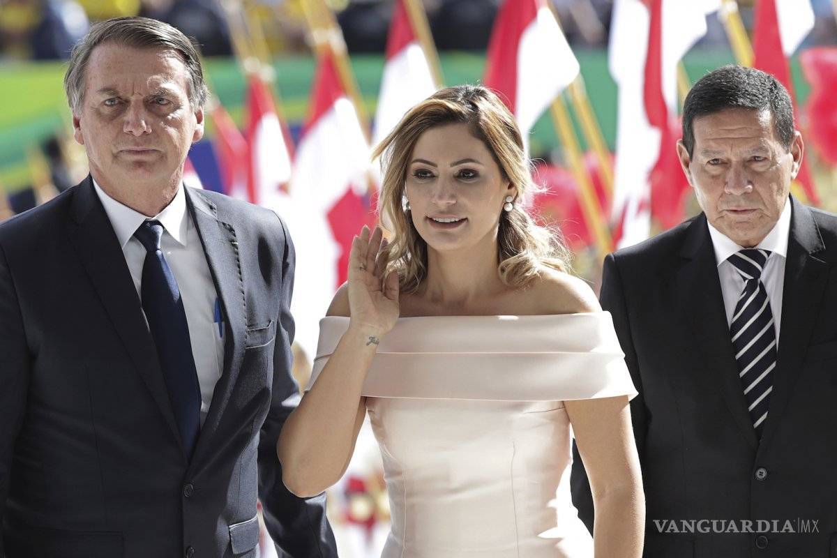 ¿Quién es Michelle Bolsonaro? La primera dama que se roba las miradas en Brasil