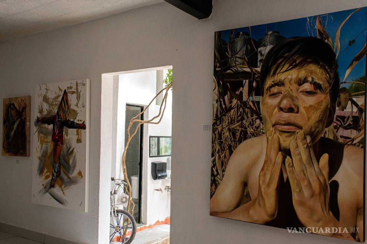 $!Vista de varias obras en el Centro Cultural Independiente ArTex de San Juan Chamula, Chiapas (México).