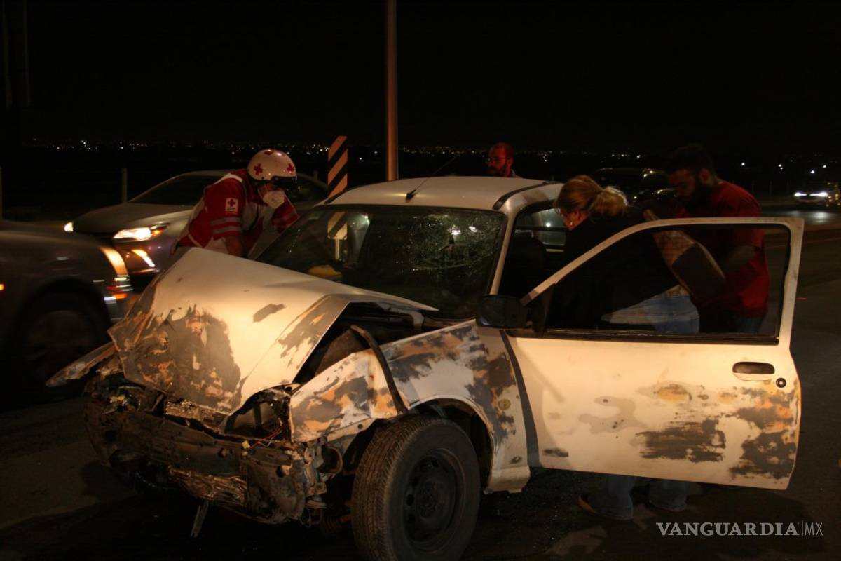 María choca y prensa a Jesús en Los Pastores de Saltillo